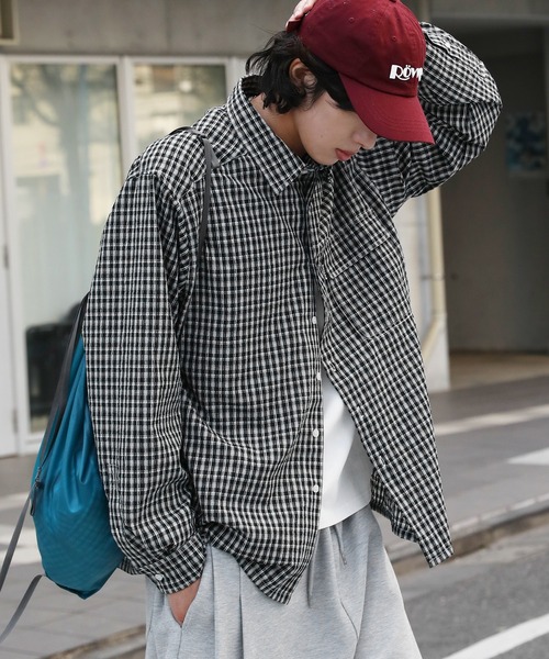 NAKER（ネイカー）の「ミニチェック長袖シャツ（シャツ/ブラウス・メンズ・ブラック/サックスブルー/ブルー・M/L/XL）」の6枚目の写真