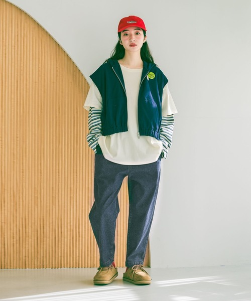 niko and...（ニコアンド）の「缶バッジダブルジップフードベスト（ベスト・レディース・ネイビー/グレー・LARGE/MEDIUM）」の7枚目の写真