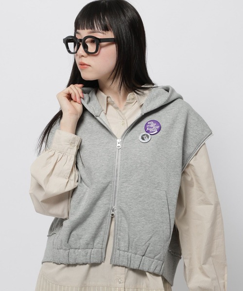 niko and...（ニコアンド）の「缶バッジダブルジップフードベスト（ベスト・レディース・ネイビー/グレー・LARGE/MEDIUM）」の13枚目の写真