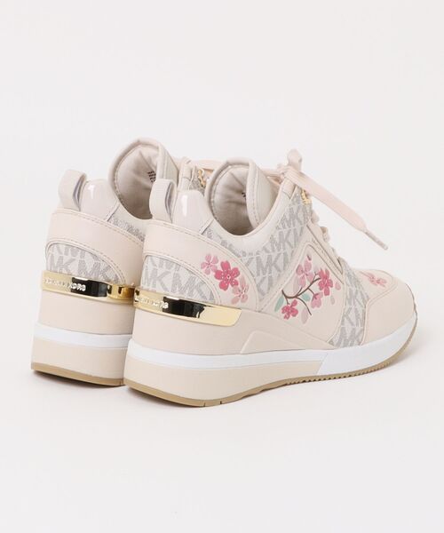 MICHAEL KORS（マイケルコース）の「GEORGIE スニーカー（スニーカー・レディース・ベージュ系その他・5.5/6/6.5/7/7.5/8/5/9/8.5）」の2枚目の写真