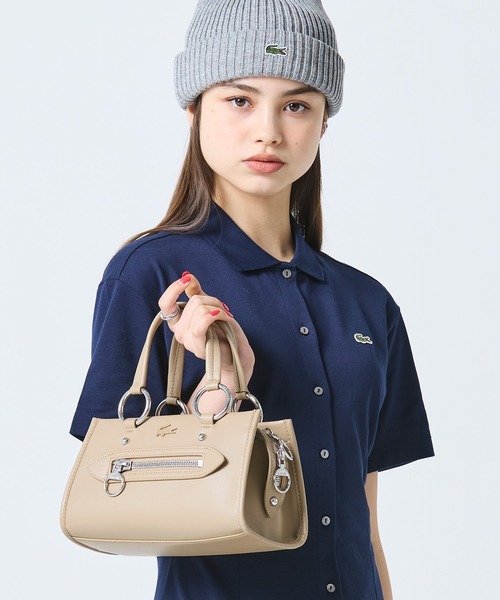 LACOSTE（ラコステ）の「セリス スモール トップハンドルバッグ（ハンドバッグ・レディース・ブラック/ベージュ・FREE）」の4枚目の写真