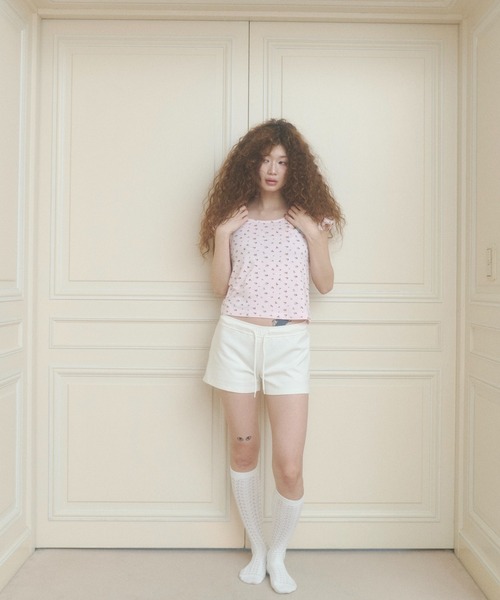 chernyy(チェルニー)の「floral puff sleeve tee / 小花柄パフTシャツ(Tシャツ/カットソー・レディース・ピンク/ホワイト・LARGE/MEDIUM/SMALL)」の19枚目の写真