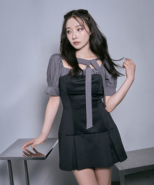 ANDGEEBEE(アンジービー)の「ブラウスレイヤードカットミニワンピ(シャツワンピース・レディース・チャコールグレー/ブラック・FREE)」の9枚目の写真