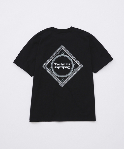 JOURNAL STANDARD（ジャーナルスタンダード）の「Technics x JOURNAL STANDARD ロゴ プリントTシャツ（Tシャツ/カットソー・メンズ・ブラック/グレー・LARGE/MEDIUM）」の2枚目の写真