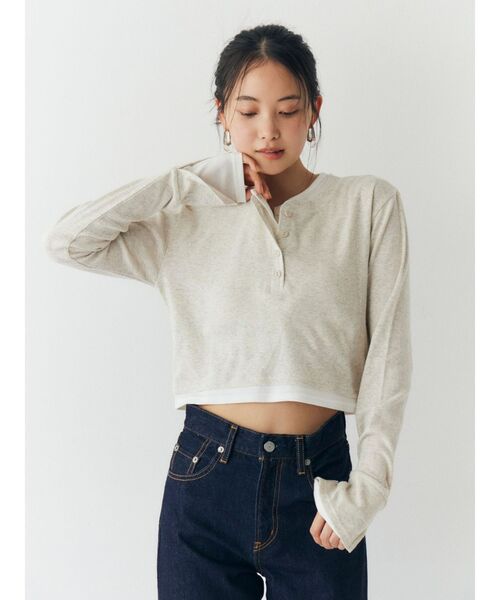 Ungrid（アングリッド）の「レイヤードデザインヘンリーロングスリーブTee（Tシャツ/カットソー・レディース・ライトグレー/チャコールグレー/ベージュ・FREE）」の4枚目の写真