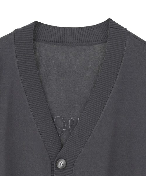 CONVERSE TOKYO(コンバーストウキョウ)の「BACK SPINDLE LOGO CARDIGAN(カーディガン/ボレロ・レディース・ベージュ/チャコールグレー・FREE)」の17枚目の写真
