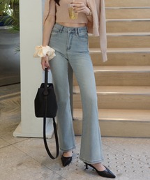 ACYM（アシーム）の「ニュアンスフィットフレアデニム（デニムパンツ）」