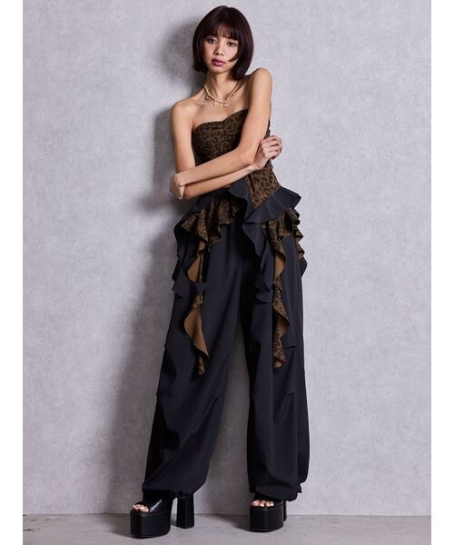 GYDA（ジェイダ）の「LEOPARD HEM DRAPE EDGEベアTOPS（チューブトップ・レディース・アイボリー/ブラック・FREE）」の5枚目の写真