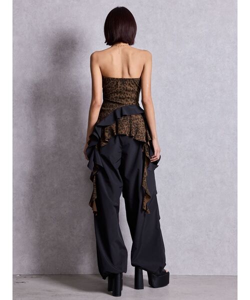 GYDA（ジェイダ）の「LEOPARD HEM DRAPE EDGEベアTOPS（チューブトップ・レディース・アイボリー/ブラック・FREE）」の6枚目の写真