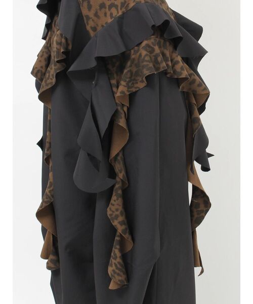 GYDA（ジェイダ）の「LEOPARD HEM DRAPE EDGEベアTOPS（チューブトップ・レディース・アイボリー/ブラック・FREE）」の13枚目の写真