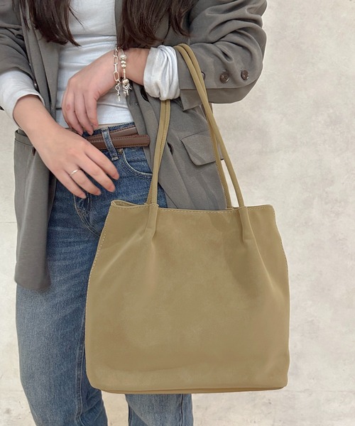 apres jour mignon(アプレジュールミニョン)の「【apresjour mignon×ARIAZ】シンプルトートバッグ(トートバッグ・レディース・ブラック/ベージュ/ダークブラウン・ONESIZE)」の5枚目の写真
