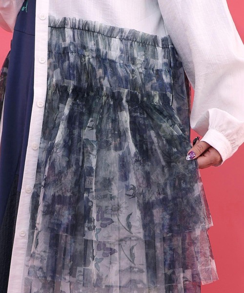 iS ScoLar（イズスカラー）の「561237：魔女の秘密柄チュール重ね異素材切替シャツワンピース（シャツワンピース・レディース・ベージュ/オフホワイト/ブラック・M）」の13枚目の写真