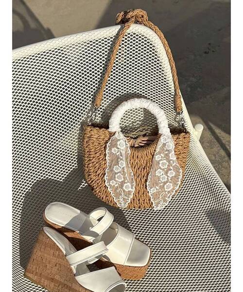 MERCURYDUO（マーキュリーデュオ）の「ファロントップハンドルクロスボディバッグ（ハンドバッグ・レディース・ベージュ・FREE）」の7枚目の写真