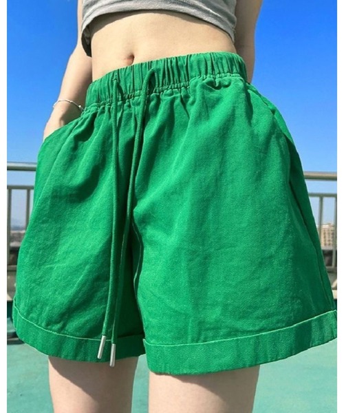 inst.ALL（インストール）の「リラックスカラーショートパンツ（その他パンツ・レディース・ホワイト/ピンク/グリーン/ブラック/イエロー・M）」の4枚目の写真