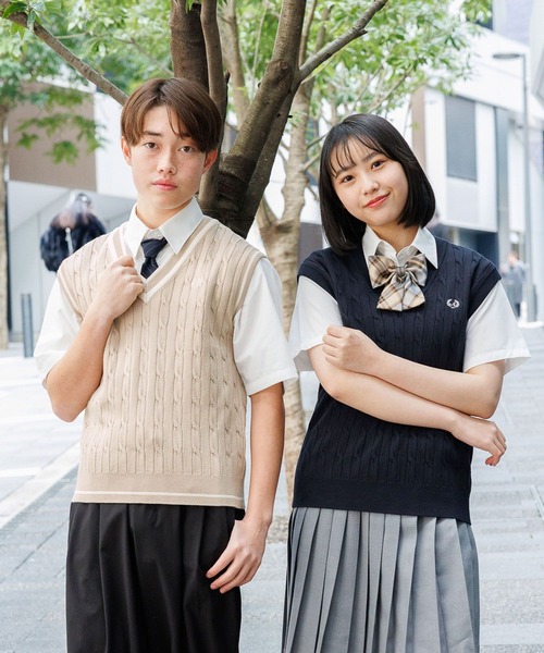 GLOBAL WORK(グローバルワーク)の「スクールCSニットベスト/AND YUA ANY/641524(ベスト・キッズ・ライトベージュ/ネイビー/グレー・150cm/170cm/160cm)」の9枚目の写真