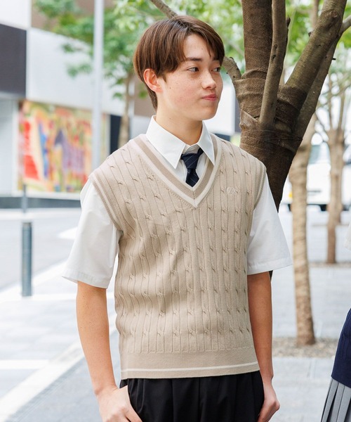 GLOBAL WORK(グローバルワーク)の「スクールCSニットベスト/AND YUA ANY/641524(ベスト・キッズ・ライトベージュ/ネイビー/グレー・150cm/170cm/160cm)」の18枚目の写真