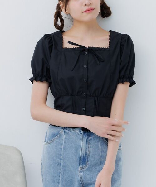 ems excite（エムズエキサイト）の「フロントリボンパフBL（シャツ/ブラウス・レディース・ブルー系その他/ホワイト/ブラック・FREE）」の3枚目の写真