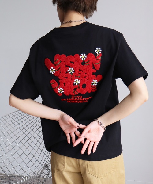 VISION STREET WEAR（ヴィジョンストリートウェア）の「【VISION STREET WEAR/ヴィジョンストリートウェア】Flower Logo Tee /フラワーアートワークデザイン 半袖Tシャツ（Tシャツ/カットソー・メンズ・ブラック/ピンク/ホワイト/イエロー・LL/L/M/FREE）」の6枚目の写真