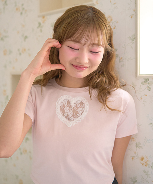 Mi-je（ミジェ）の「ハートレースクロップドTシャツ（Tシャツ/カットソー・レディース・オフホワイト/ピンク・F）」の5枚目の写真