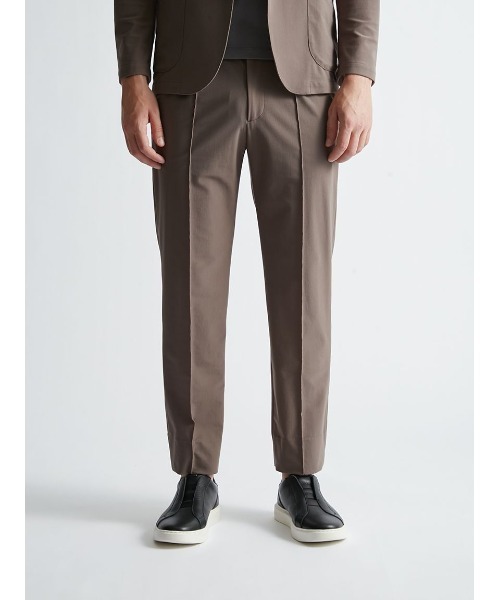 AOURE（アウール）の「【AIR TOOL】【ONLINE限定】【SETUP】A-CONDITION SUIT（セットアップ・メンズ・チャコールグレー/グレイッシュベージュ・X-LARGE/LARGE/MEDIUM/SMALL）」の4枚目の写真