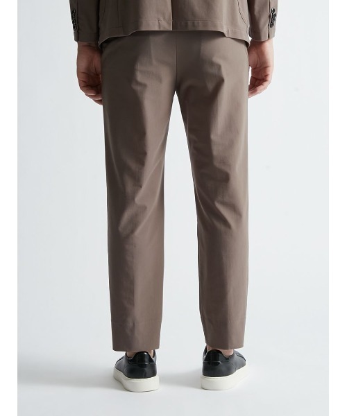 AOURE（アウール）の「【AIR TOOL】【ONLINE限定】【SETUP】A-CONDITION SUIT（セットアップ・メンズ・チャコールグレー/グレイッシュベージュ・X-LARGE/LARGE/MEDIUM/SMALL）」の6枚目の写真