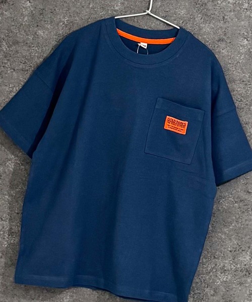 Universal Style Wear（ユニバーサルスタイルウェア）の「胸ポケット付きBIG半袖Tシャツ（Tシャツ/カットソー・キッズ・ライトカーキ/オートミール/ブルー系/ブラック・160/150/140）」の5枚目の写真