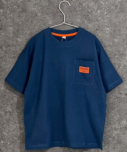 Universal Style Wear（ユニバーサルスタイルウェア）の「胸ポケット付きBIG半袖Tシャツ（Tシャツ/カットソー・キッズ・ライトカーキ/オートミール/ブルー系/ブラック・160/150/140）」の9枚目の写真