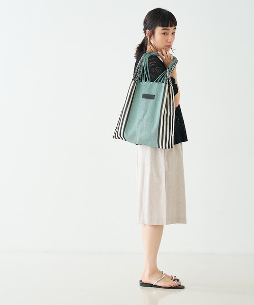 Moon Bird(ムーンバード)の「【MOON BIRD/ムーンバード】手織りハンモックバッグ(かごバッグ・レディース・アイボリー/セージグリーン/ブラウン・フリー)」の12枚目の写真