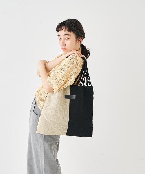 Moon Bird(ムーンバード)の「【MOON BIRD/ムーンバード】手織りハンモックバッグ(かごバッグ・レディース・アイボリー/セージグリーン/ブラウン・フリー)」の13枚目の写真