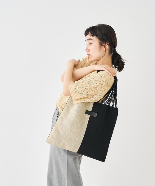 Moon Bird(ムーンバード)の「【MOON BIRD/ムーンバード】手織りハンモックバッグ(かごバッグ・レディース・アイボリー/セージグリーン/ブラウン・フリー)」の14枚目の写真