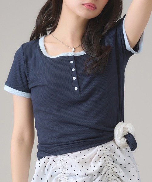 apres jour mignon(アプレジュールミニョン)の「配色ヘンリーリンガーTシャツ(Tシャツ/カットソー・レディース・ピンク/ブルー系その他/ネイビー/ブルー/ブラウン系その他/イエロー・LARGE/フリー)」の3枚目の写真