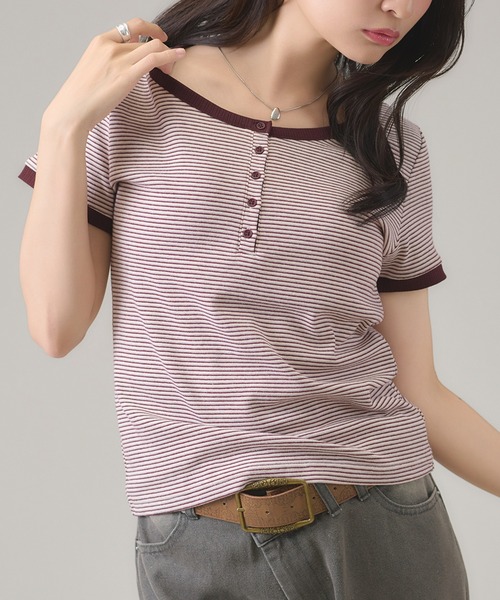 apres jour mignon(アプレジュールミニョン)の「配色ヘンリーリンガーTシャツ(Tシャツ/カットソー・レディース・ピンク/ブルー系その他/ネイビー/ブルー/ブラウン系その他/イエロー・LARGE/フリー)」の6枚目の写真