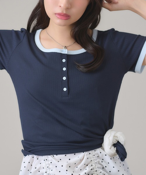 apres jour mignon(アプレジュールミニョン)の「配色ヘンリーリンガーTシャツ(Tシャツ/カットソー・レディース・ピンク/ブルー系その他/ネイビー/ブルー/ブラウン系その他/イエロー・LARGE/フリー)」の14枚目の写真