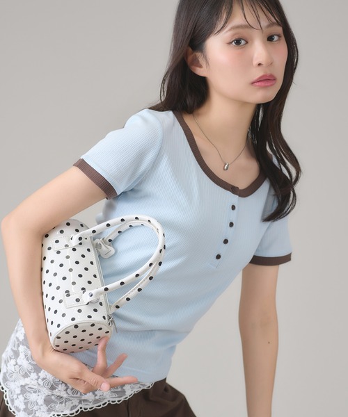 apres jour mignon(アプレジュールミニョン)の「配色ヘンリーリンガーTシャツ(Tシャツ/カットソー・レディース・ピンク/ブルー系その他/ネイビー/ブルー/ブラウン系その他/イエロー・LARGE/フリー)」の19枚目の写真