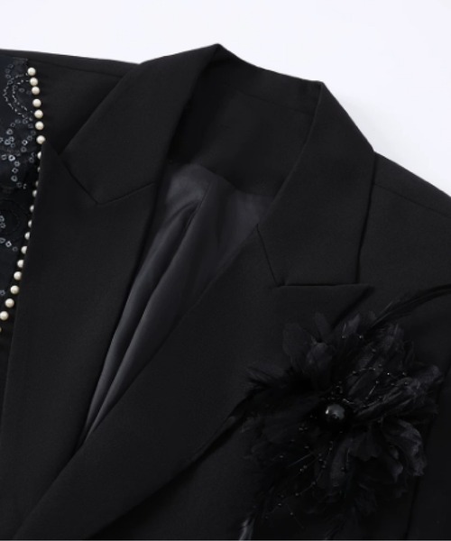 LA POMME petit(ラポミ・プチ)の「Texture Sequin Design Pearl Jacket(テーラードジャケット・レディース・ブラック・X-LARGE/LARGE/MEDIUM)」の2枚目の写真