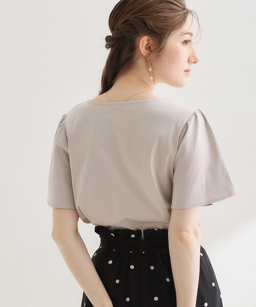 couture brooch(クチュールブローチ)の「【接触冷感・UVカット・洗える】リボンプリントTシャツ(Tシャツ/カットソー・レディース・オフホワイト/ネイビー/ライトグレー・42/40/38/36)」の20枚目の写真