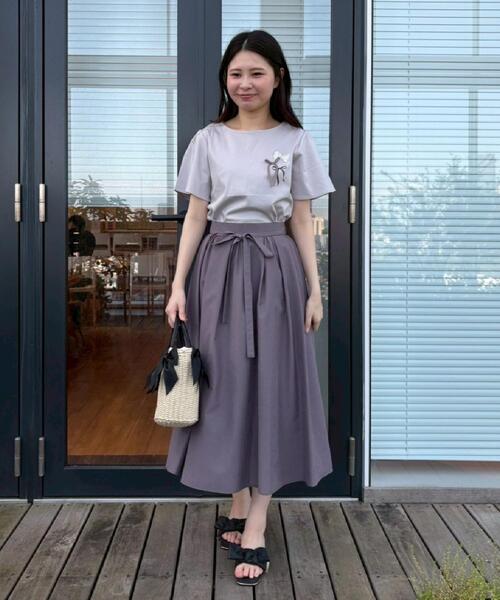 couture brooch(クチュールブローチ)の「【接触冷感・UVカット・洗える】リボンプリントTシャツ(Tシャツ/カットソー・レディース・オフホワイト/ネイビー/ライトグレー・42/40/38/36)」の21枚目の写真
