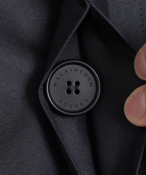 MACKINTOSH LONDON(マッキントッシュ ロンドン)の「【WEB・一部店舗限定】【DUNFORD】スビンコットンポリエステルギャバジンステンカラーコート(トレンチコート・メンズ・ベージュ系その他/ネイビー・40/36/38)」の11枚目の写真