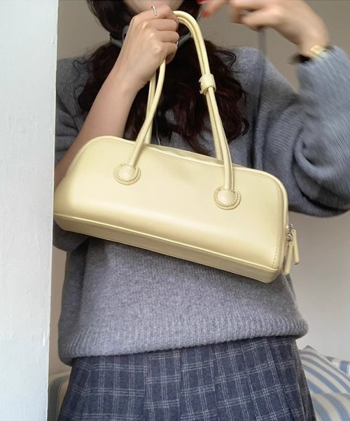 shyam inspiration(シャムインスピレーション)の「フェイクレザー横長ボストンバッグ/ショルダーバッグ(ボストンバッグ・レディース・ブラック/ライトイエロー・F)」の18枚目の写真