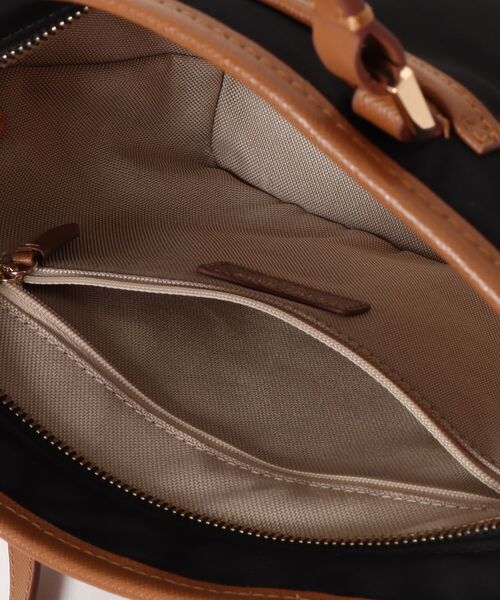 COLE HAAN（コールハーン）の「ザ エリーゼ ナイロン ミニ クロスボディ womens（ショルダーバッグ・レディース・ブラック・OSFA）」の7枚目の写真
