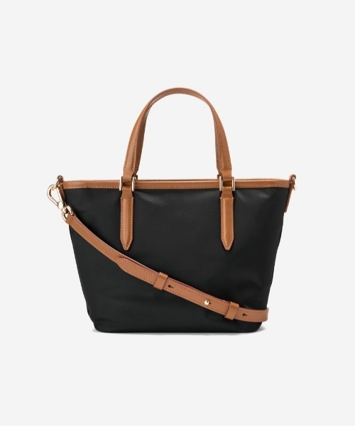 COLE HAAN（コールハーン）の「ザ エリーゼ ナイロン ミニ クロスボディ womens（ショルダーバッグ・レディース・ブラック・OSFA）」の2枚目の写真