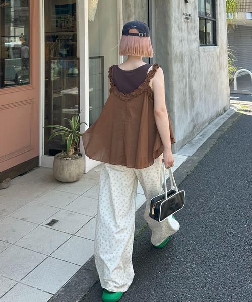 Alley Tokyo(アリートーキョー)の「フリフリノースリブラウス(シャツ/ブラウス・レディース・ラベンダー/キャメル/オフホワイト・FREE)」の18枚目の写真