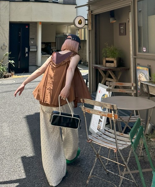 Alley Tokyo(アリートーキョー)の「フリフリノースリブラウス(シャツ/ブラウス・レディース・ラベンダー/キャメル/オフホワイト・FREE)」の17枚目の写真