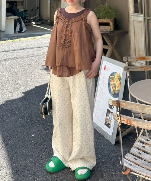 Alley Tokyo(アリートーキョー)の「フリフリノースリブラウス(シャツ/ブラウス・レディース・ラベンダー/キャメル/オフホワイト・FREE)」の15枚目の写真