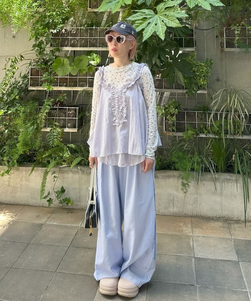 Alley Tokyo(アリートーキョー)の「フリフリノースリブラウス(シャツ/ブラウス・レディース・ラベンダー/キャメル/オフホワイト・FREE)」の4枚目の写真