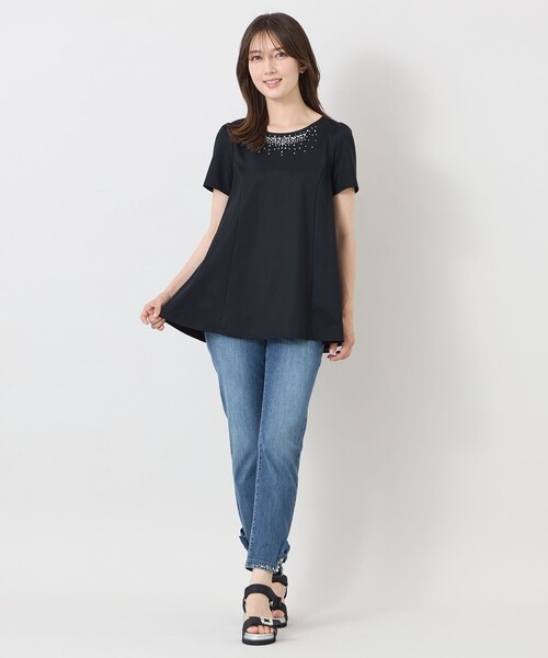 TO BE CHIC(トゥー ビー シック)の「ビジューリボン サンダル(サンダル・レディース・シルバー/ブラック・M)」の5枚目の写真