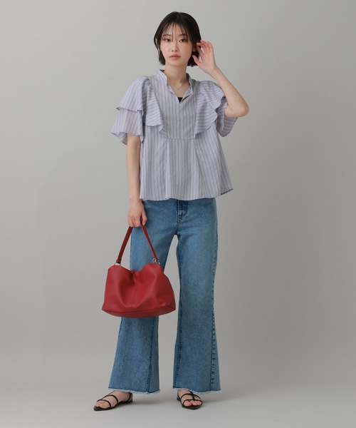 LAKOLE（ラコレ）の「＜多機能素材＞ラッフルストライプブラウス / 861256（シャツ/ブラウス・レディース・ブルー/ベージュ/アイボリー・FREE）」の15枚目の写真