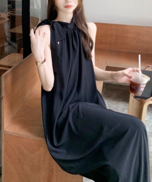 LUCPY(ラクピー)の「リボンショルダーノースリーブワンピース(ワンピース・レディース・ブラウン/ブラック・LARGE/MEDIUM/SMALL/X-LARGE)」の1枚目の写真