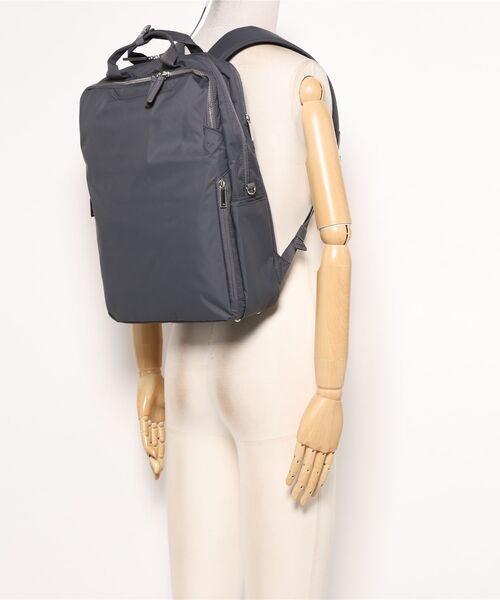 ace.(エース)の「【ace. GENE/エースジーン】 フィッテム ライト ビジネスリュック 15L(バックパック/リュック・レディース・ブラック/ダークグレー・FREE)」の5枚目の写真