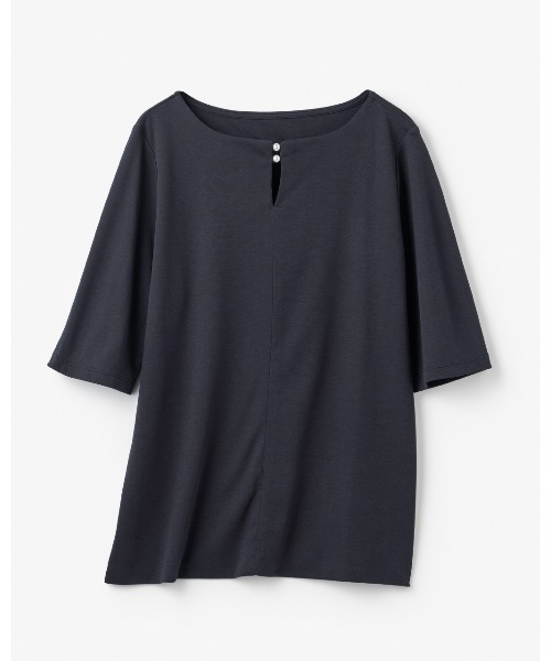 DoCLASSE( ドゥクラッセ)の「パールキーネック・5分袖/スーピマ・DoT(Tシャツ/カットソー・レディース・ダークネイビー/ホワイト/ブラック・M/L/S/LL/3L)」の10枚目の写真